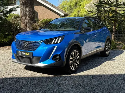 Peugeot E-2008 EV GT Pack 50 kWh 3-Fase|SoH 88.7%|Keyless|navi|18-inch