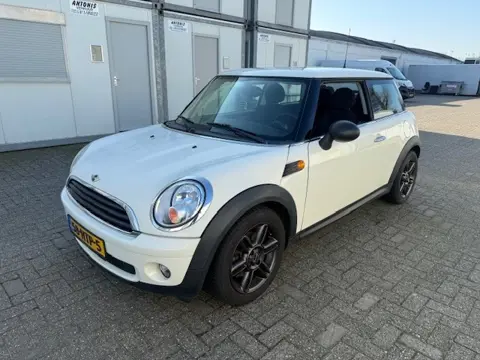 Mini Mini 1.4 One APK 7-04-2027 ! leuke auto