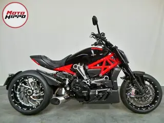 Ducati X DIAVEL S (bj 2016)