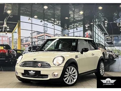 MINI COOPER MAYFAIR AUTOMAAT LEDER PANORAMADAK NAVIGATIE Mini Mini 1.6 Cooper Mayfair