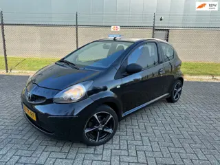 Toyota Aygo 1.0-12V + |Airco| |Elektrische ramen|