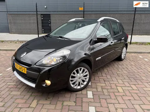 Renault Clio Estate 1.2 TCE |Sélection| |Business Sport| |Navigatie| |CruiseControl| |Climatronic|