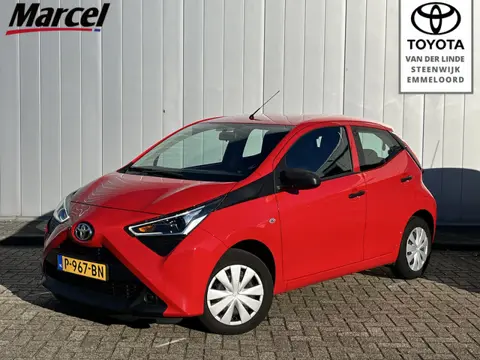 Toyota Aygo 1.0 VVT-i X-Fun NL Auto Airco Bluetooth Radio Elektrische Ramen en Vergrendeling