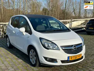 Opel Meriva 1.4 Turbo Cosmo 2e eigenaar dealer onderhouden navigatie airco cruis control parkeer sen