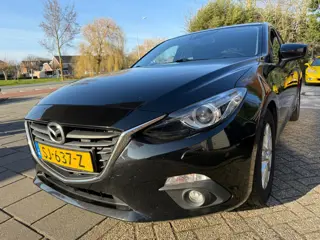 Mazda 3 2.0 TS+ / Parkeersensoren / Navi / Bluetooth / Airco
