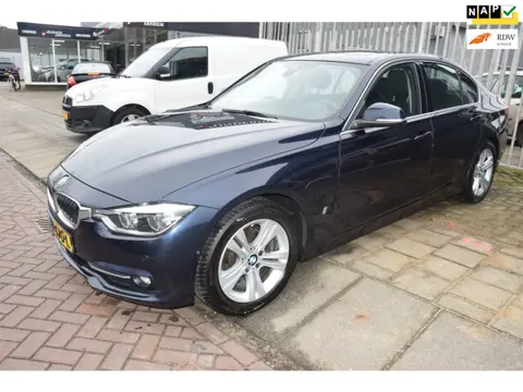 BMW 3-serie 330e Centennial Executive in naam van onze klant te koop hele mooie bmw 330.