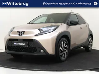 Toyota Aygo X 1.0 VVT-i MT Pulse | Camera | Carplay | Stoelverwarming | 17 INCH MET ALL SEASON BANDE