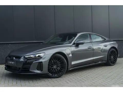 Audi e-tron GT 476PK S-Line Quattro Panodak Cruise Control Matrix Keyless AppleCarp