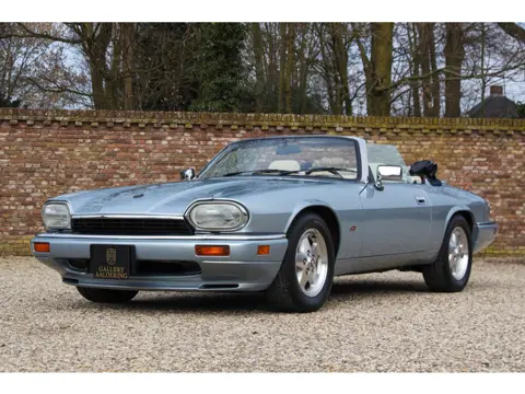 Jaguar XJ-S Convertible 4.0 "39.000 mls" The first miles were driven on Sunset Boulevard in Los Ange