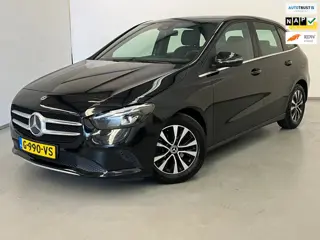 Mercedes-Benz B-klasse 180d / NL-auto / Widescreen / CarPlay / Stoelverwarming