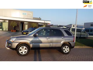 Kia Sportage 2.0 CVVT X-ecutive 4WD mag 1600 kg trekken inr mog