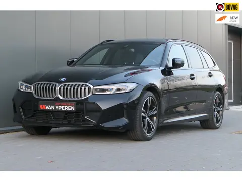 BMW 3-serie Touring 330e M Sport Pano Leder Memory Keyless Camera