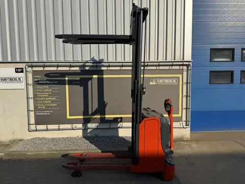 VS-22562 Elektrische stapelaar Linde D08