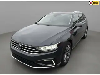 Volkswagen Passat Variant 1.4 TSI PHEV GTE * Digitale teller * Xenon/led * 18 inch lichtmetaal *