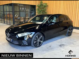 Mercedes-Benz A-Klasse 200 d Business Line Handgeschakeld. Les auto!!! BTW. 60000 km. Camera. Apple-