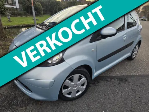 Toyota Aygo 1.0-12V +/AUTOMAAT/5DRS/AIRCO/ZEER GOED ONDERHOUDEN