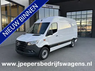 Mercedes-Benz Sprinter 317 CDI L2 H2 Pro LED / MBUX / Navigatie / Camera / Parkeersensoren / Cruise 