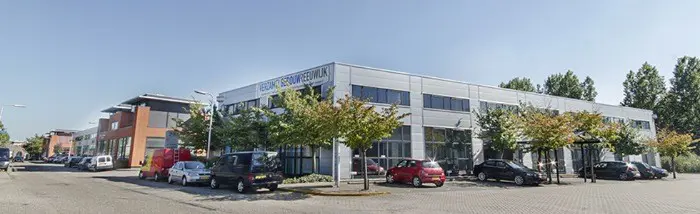 Kantoren, bedrijfsruimtes en werkplekken aangeboden