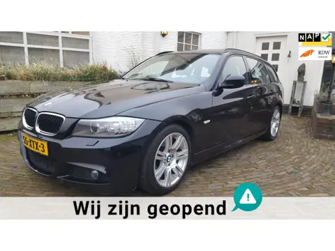 BMW 3-serie Touring 318i M Sport Edition Automaat / Dubbel Elektrisch Panoramadak / Ledereninterieur