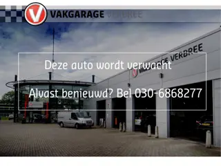 Citroën C4 1.2 Shine | Navigatie/Android/Apple Carplay | LM Velgen 18" | Elektrisch Glazen Panoramad