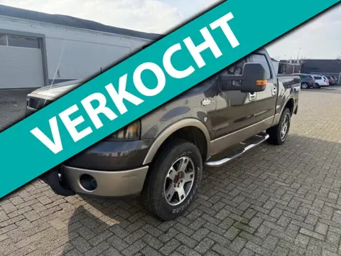 Ford F-150 Kinge range 5.4 V8 dubbel cabine