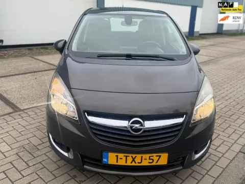 Opel Meriva 1.4 Turbo Design Edition