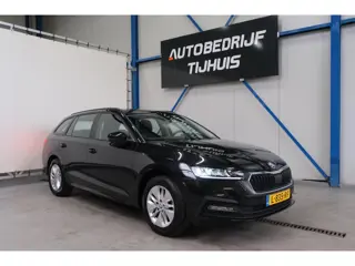 Skoda Octavia Combi 1.0 TSI Business Edition - N.A.P. Airco, Cruise, Navi, PDC.