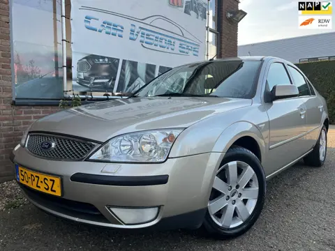 Ford Mondeo 1.8-16V Futura|Trekhaak|Airco|