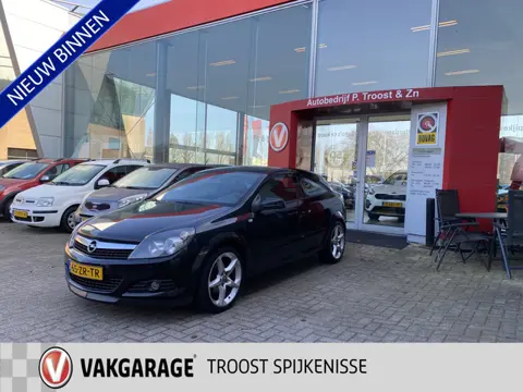 Opel Astra GTC 1.6 Temptation,Apk t/m 4-8-2026,Climatecontrol,Cruisecontrol,Elektrischpakket,Achteru