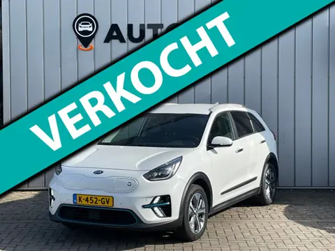 Kia E-Niro ExecutiveLine 64 kWh WARMTEPOMP SOH100% FASE 3|STOEL+STUURVRM|BLINDSPOT|MEMORY SEAT|ADAPT