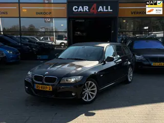 BMW 3-serie Touring 320i Luxury Line LEDER/NAVI/PDC/LMVELGEN/XENON/BEKERHOUDERS/ZETTE GOEDE AUTO/APK