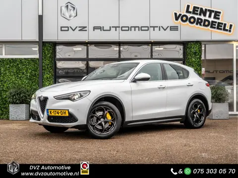 Alfa Romeo Stelvio 2.0 T AWD Super | Camera | Trekhaak | 19" Veloce |