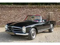 Mercedes-Benz 280 SL Pagode "Restored" Completely restored and rebuilt with the original and NOS par