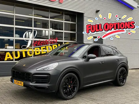 Porsche Cayenne Coupé 3.0 E-Hybrid 463PK - Matt Zwart I Panorama dak I Leer I Navigatie en nog veel 