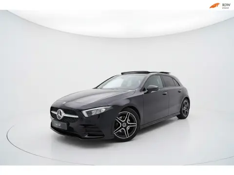 Mercedes-Benz A-klasse 200 AMG NIGHT PANO SFEER CAMERA