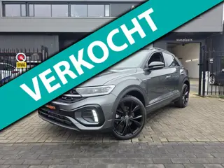 Volkswagen T-Roc 1.5 TSI R-Line Edition | Met panoramadak, stoelverwarming, elektrische achterklep e