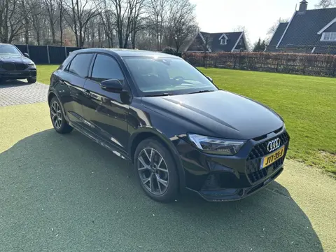 Audi A1 allstreet 30 TFSI Adv. ed. (bj 2023)
