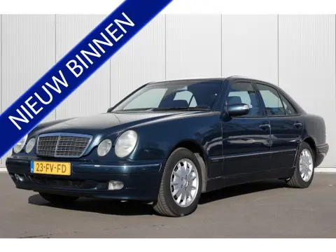 Mercedes-Benz E-Klasse 240 | NAP | NL-AUTO | 6 CILINDER | HISTORIE AANWEZIG