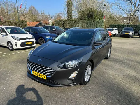 Ford Focus Wagon 1.0 EcoBoost Trend Edition Business , navigatie , pdc voor en achter