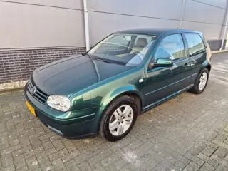 Volkswagen Golf 2.0 Highline - nederlandse auto - apk 27 februari 2027 -