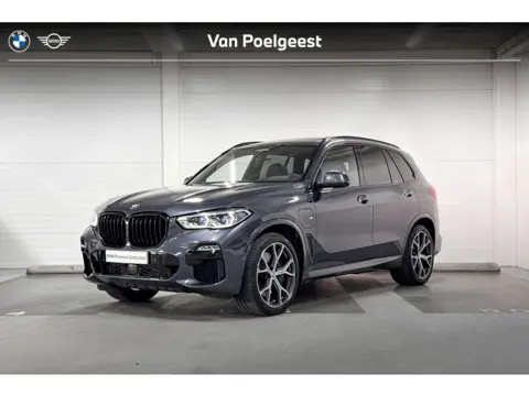 BMW X5 xDrive45e High Executive | M Sportpakket | Soft-Close | Comfort Access | Panoramadak | Stoelv