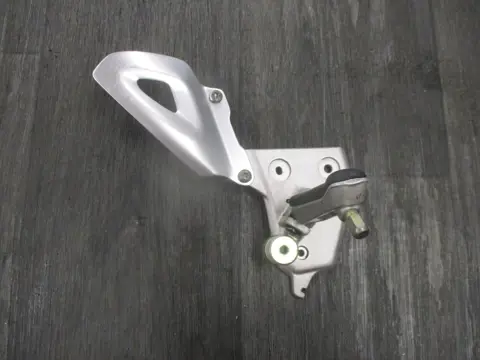 RECHTER SCHETSPLAAT Triumph Tiger 1050 2007 - 2010