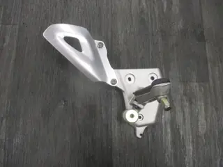 RECHTER SCHETSPLAAT Triumph Tiger 1050 2007 - 2010