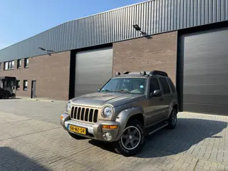 Jeep Cherokee 3.7i V6 Renegade | AUTOMAAT | 2E EIGENAAR | 12 MND GARANTIE | YOUNGTIMER | LEDER | AIR
