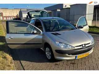 Peugeot 206 1.4 Air-line AUTOMAAT