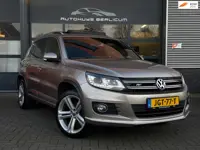 Volkswagen TIGUAN 2.0 TSI 4Motion R-Line Pano Trekhaak Camera PDC Navi Lane Assist