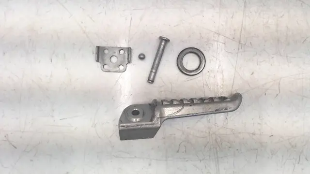 DUO VOETSTEUN LINKS Kawasaki Z 750 2007 - 2010