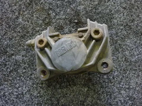 ACHTER REMKLAUW BMW K 75 1990 - 1997 / 1985 - 1996