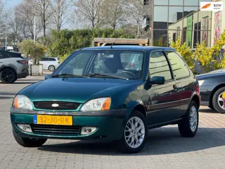 Ford Fiesta 1.3-8V Collection | Airco | Elektrische ramen | 2 sleutels | LM velgen | Stoelen hoogtev