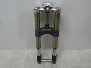 VOORPOTEN COMPLEET MV Agusta 910 Brutale 2007 - 2007